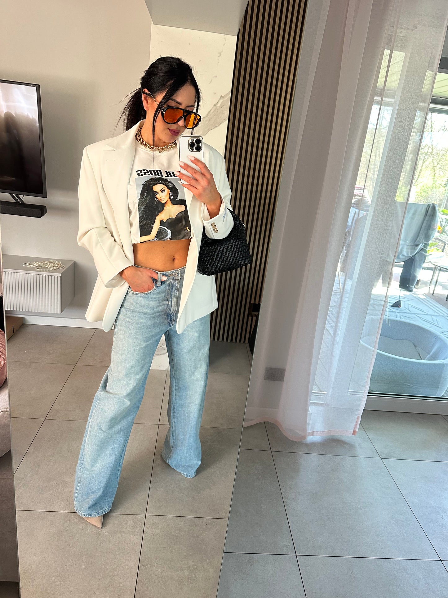 T-shirt GIRL BOSS - biały