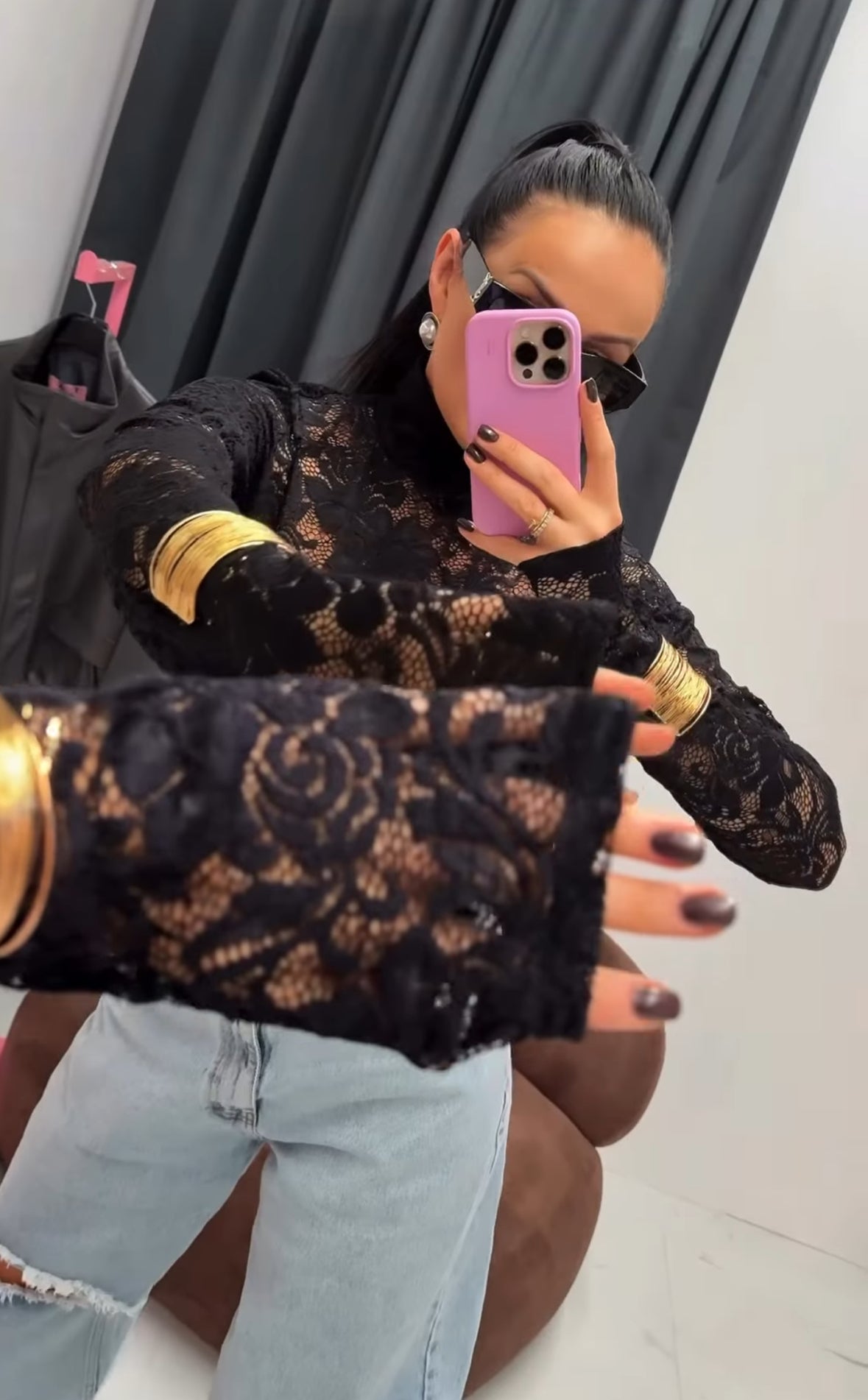 Bluzka koronkowa z golfem La Milla - czarny