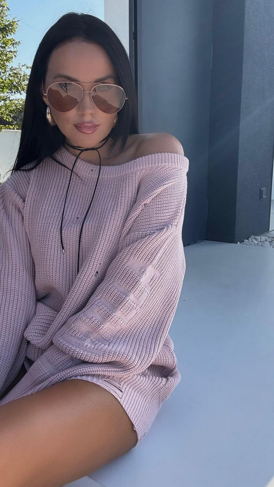 Sweter oversize z dziurami LaMilla - róż